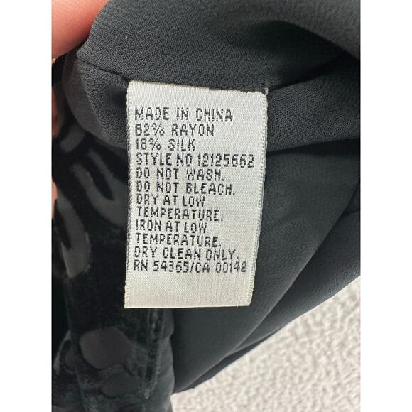 Peter Nygard Black Velour Butterfly Blouse - Size 14 - Picture 4 of 6